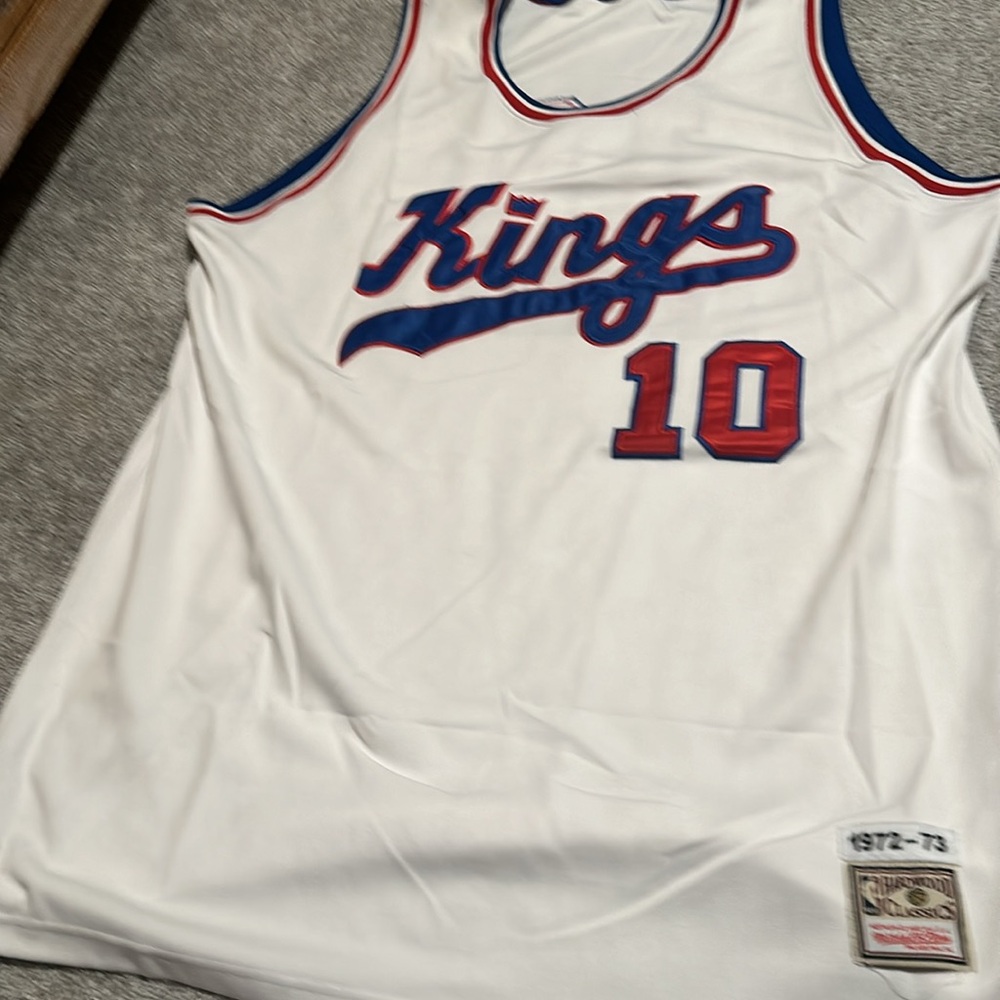 White tiny archibald jersey size 56 Mitchell ness jersey - Picture 3 of 4